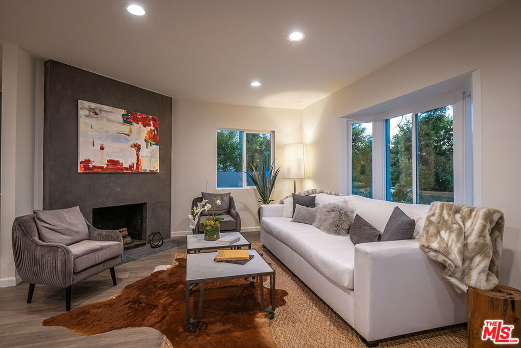 Properties 4 4370 Beck Avenue