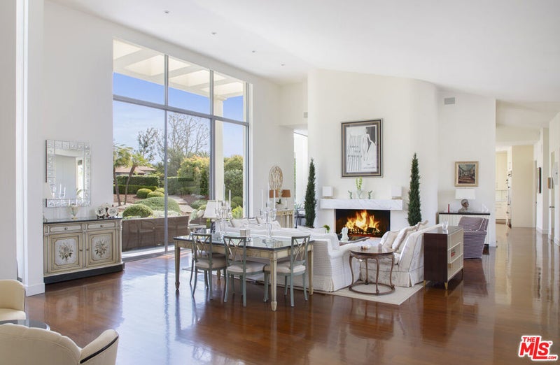 526 Crocker Sperry Drive