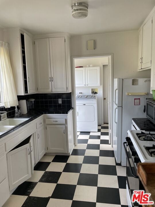 4223 Camino Real