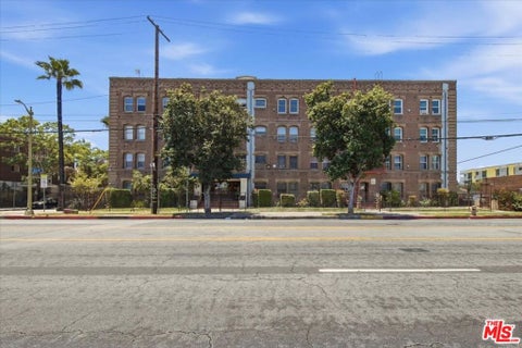 Photo of 4125 S Figueroa Street #119, Los Angeles, CA 90037 (MLS # 26864281)