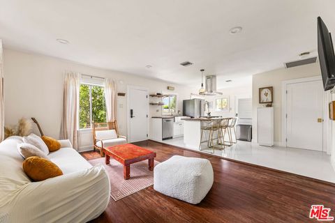 11202 Emelita Street North Hollywood CA 91601