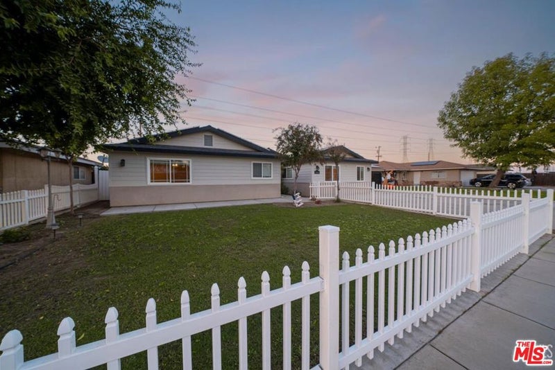 10512 Dee Dee Avenue