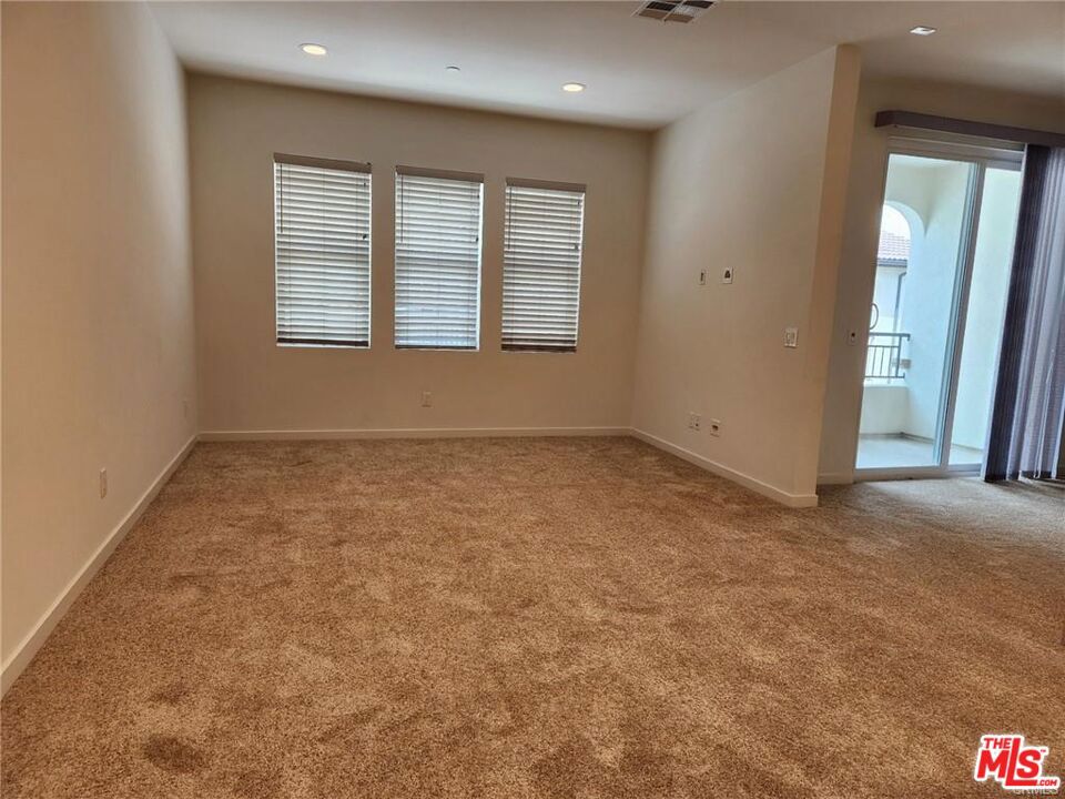 302 Limestone