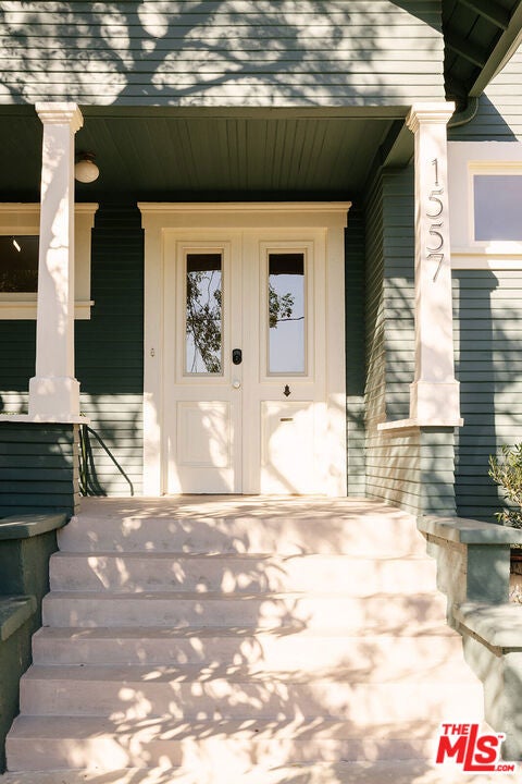1557 Curran Street