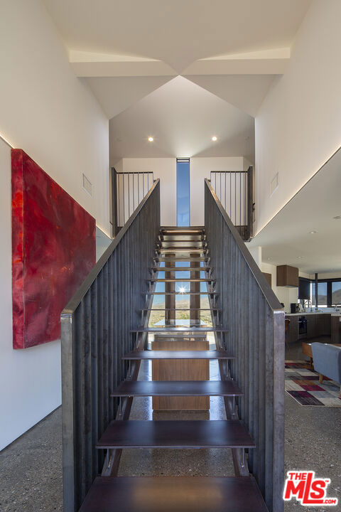 61919 Mountain View Drive