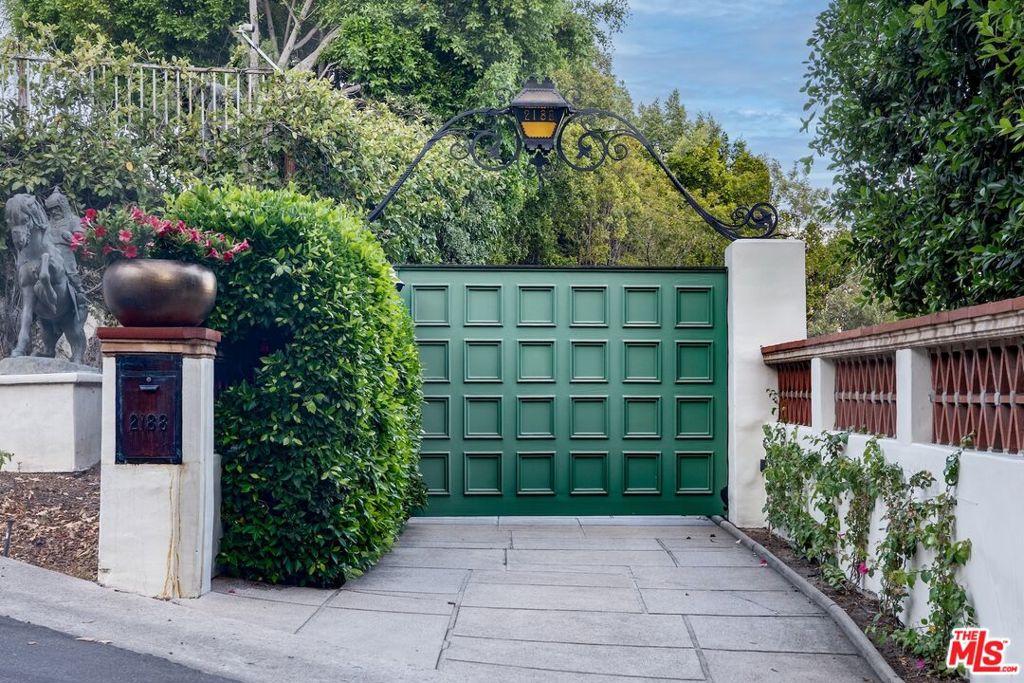 Properties 1 2188 Ponet Drive