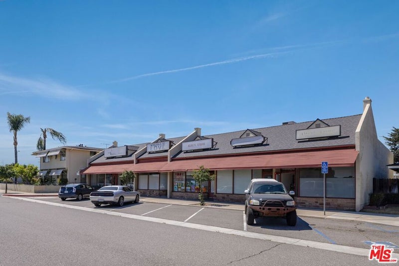 225 W Fairview Avenue