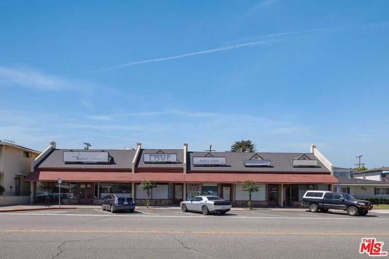 225 W Fairview Avenue