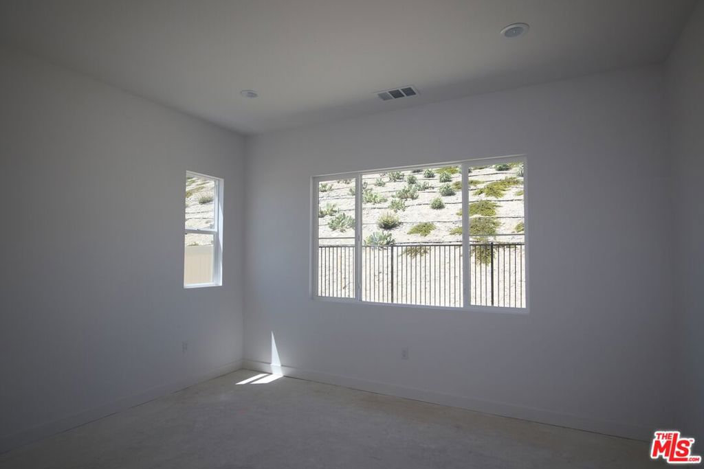 17875 Cirrus Drive
