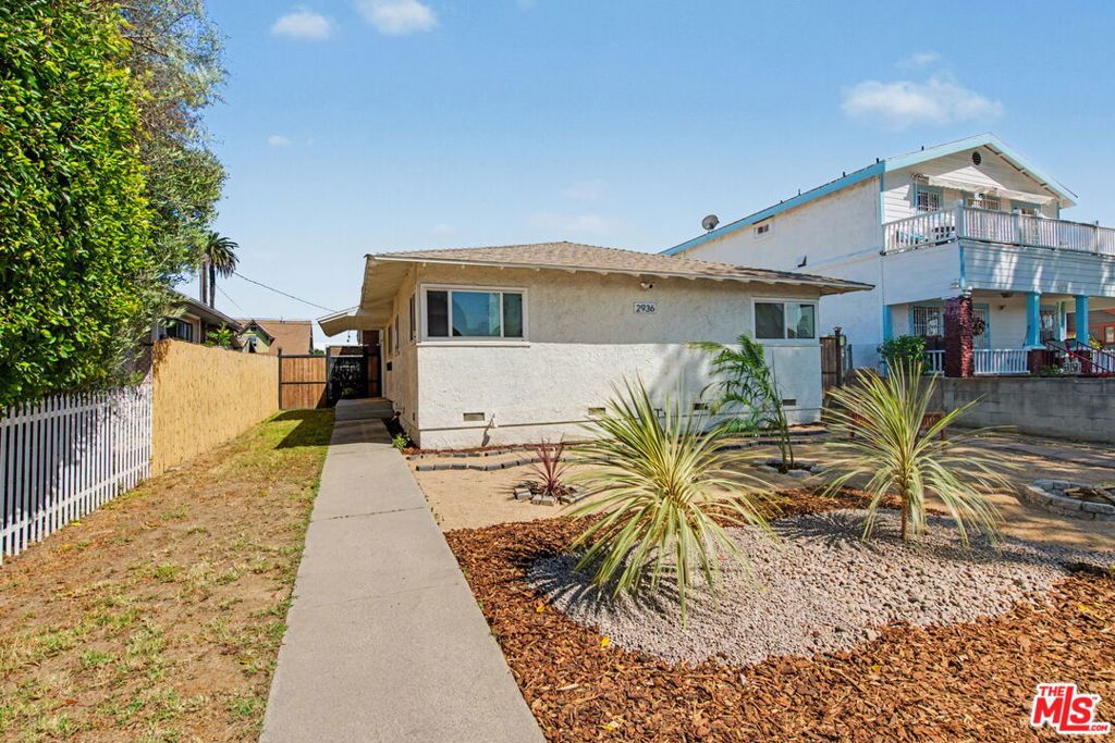 2936 S Harvard Boulevard