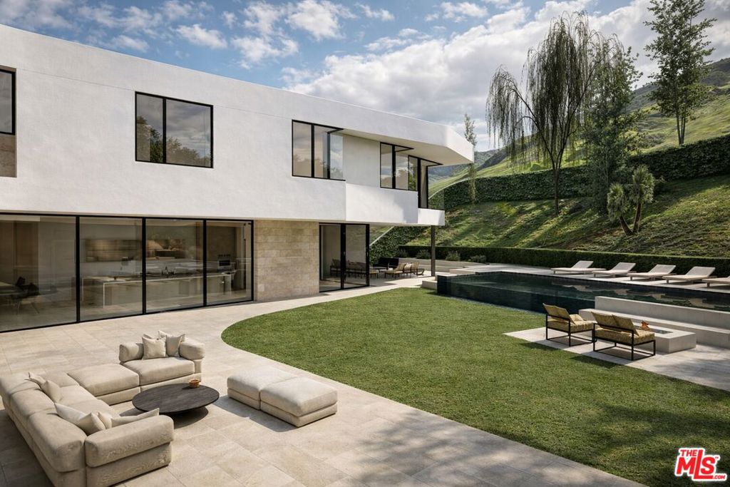9966 Liebe Drive