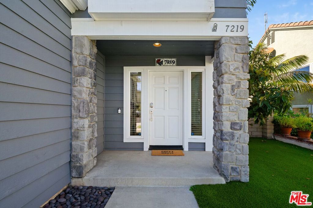 7219 Kentwood Avenue