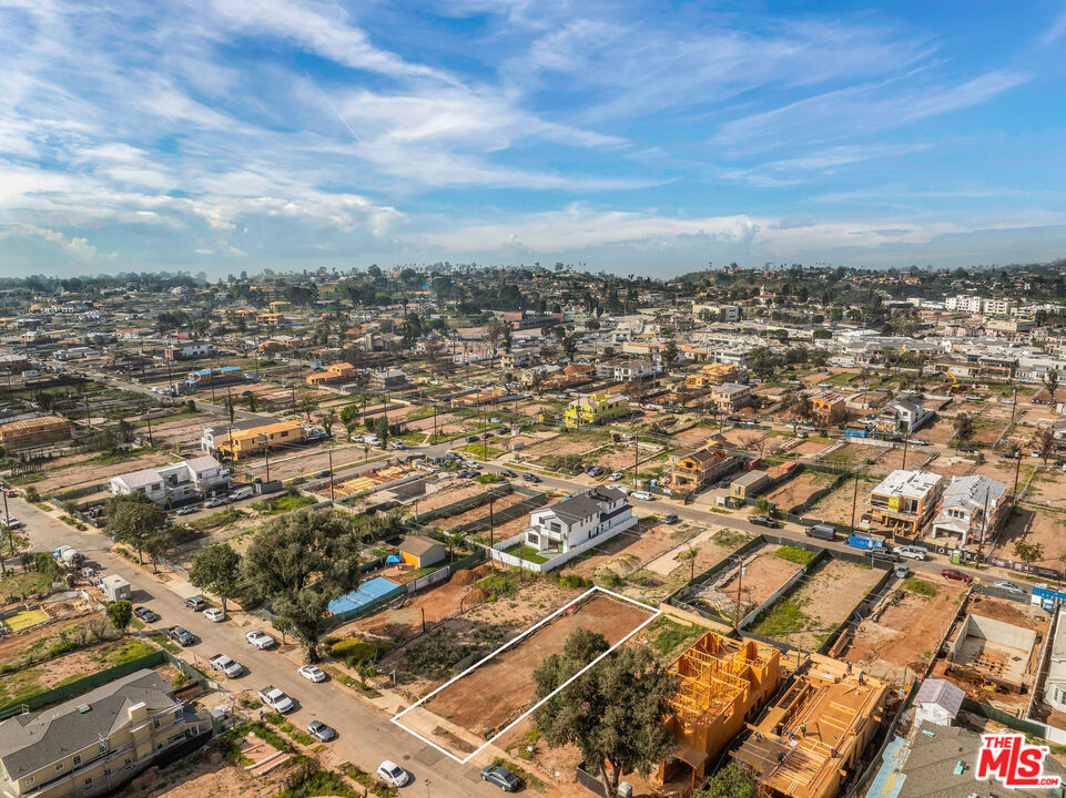 1031 Hartzell Street