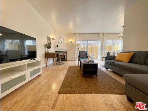 Photo of 1141 19th Street #4, Santa Monica, CA 90403 (MLS # 26991655)
