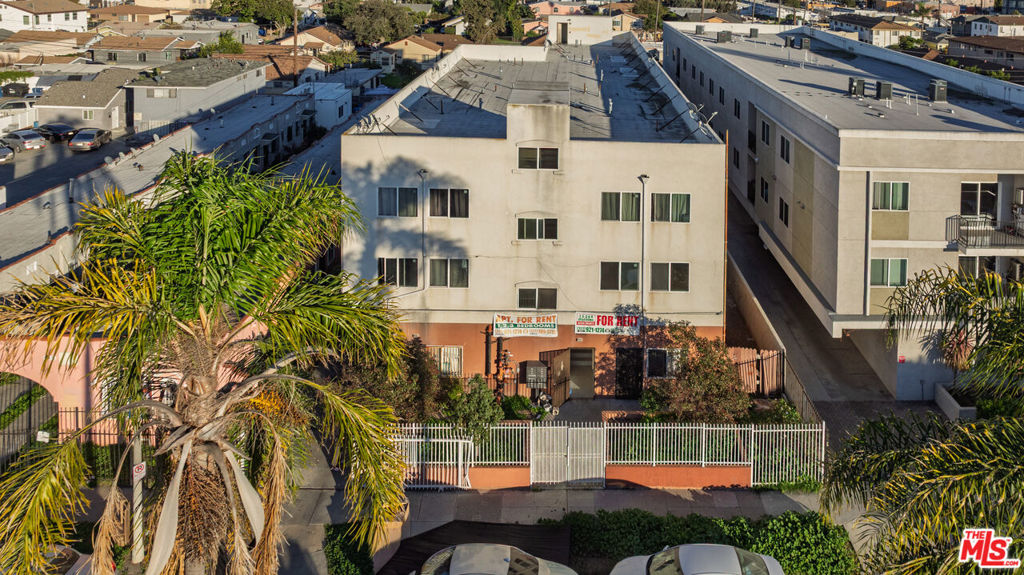 6334 Brynhurst Avenue