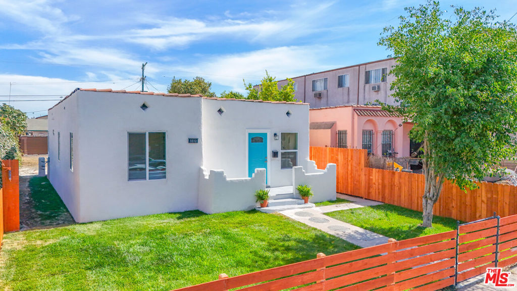 3312 Hyde Park Boulevard
