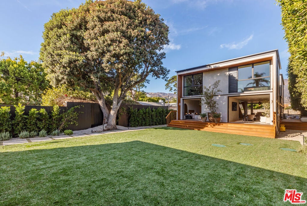 23505 Malibu Colony Road