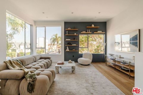 5036 W Pickford Street Los Angeles CA 90019