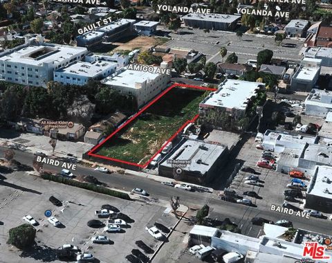 7131 Baird Avenue Reseda CA 91335