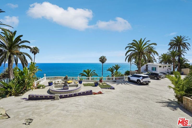 19419 Pacific Coast Highway