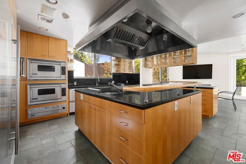 940 Linda Flora Drive