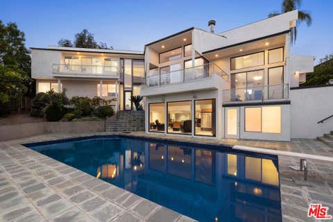 Photo of 940 Linda Flora Drive, Los Angeles, CA 90049 (MLS # 26869251)