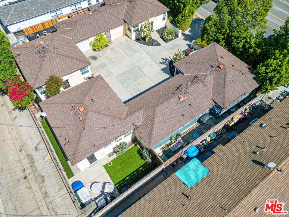 4239 S Centinela Avenue