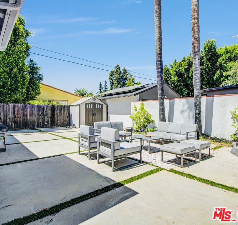 5195 Densmore Avenue