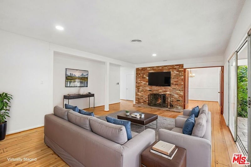 4792 Excelente Drive