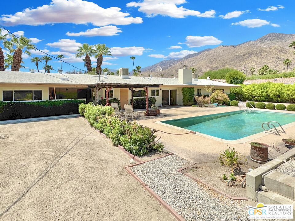 634 E Palo Verde Avenue