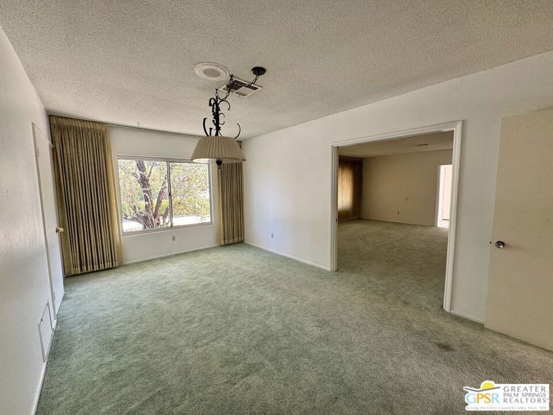 634 E Palo Verde Avenue