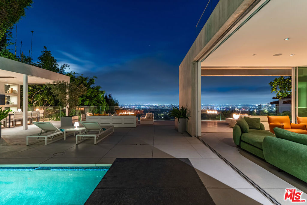 1288 Angelo Drive