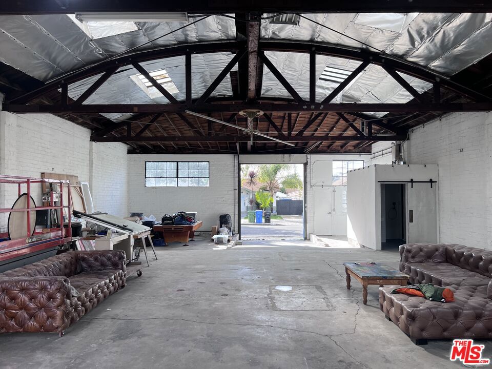 2411 Exposition Place