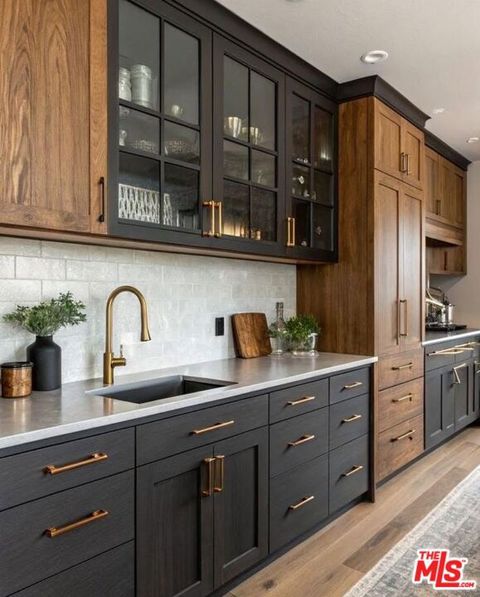 4660 Don Lorenzo Drive B Los Angeles CA 90008