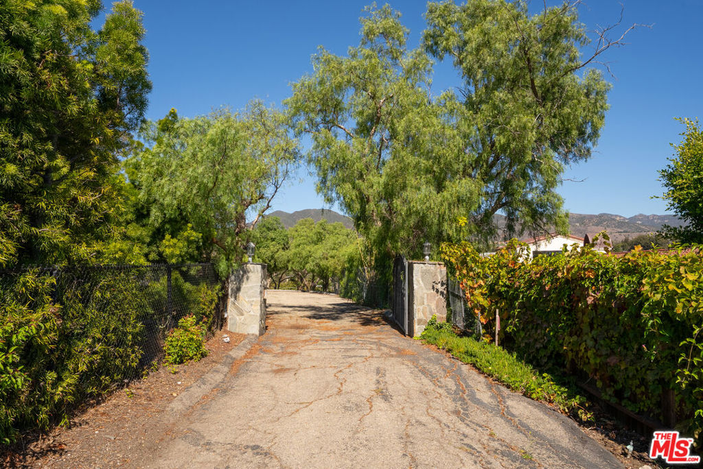 28901 Selfridge Drive