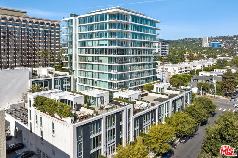 9000 W 3rd Street 204