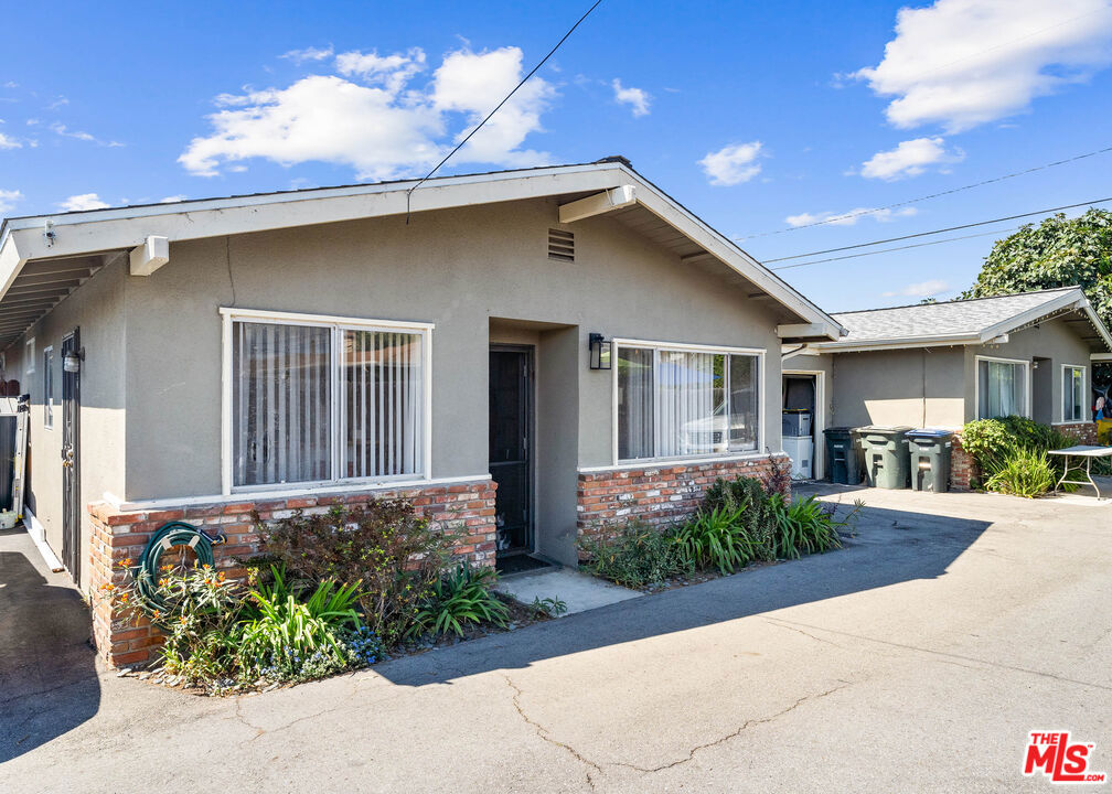 2383 Orange Avenue