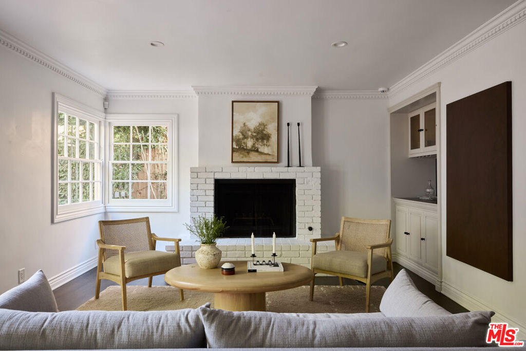 5712 Spring Oak Drive