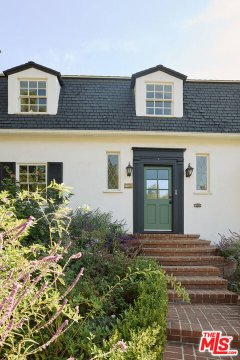 5712 Spring Oak Drive