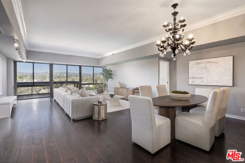 10445 Wilshire Boulevard 703