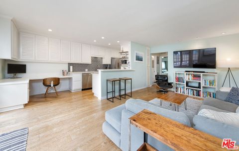 631 Bay Street Santa Monica CA 90405