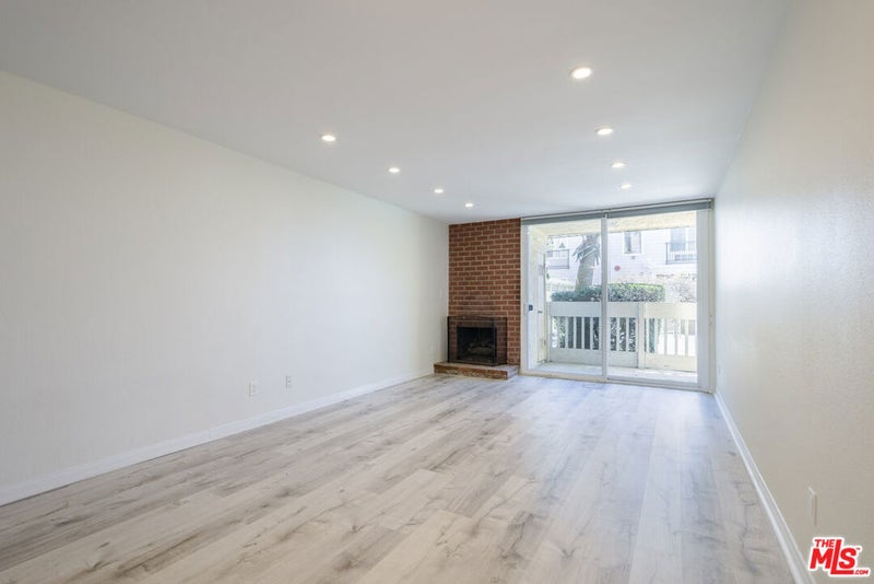 22 Navy Street 103