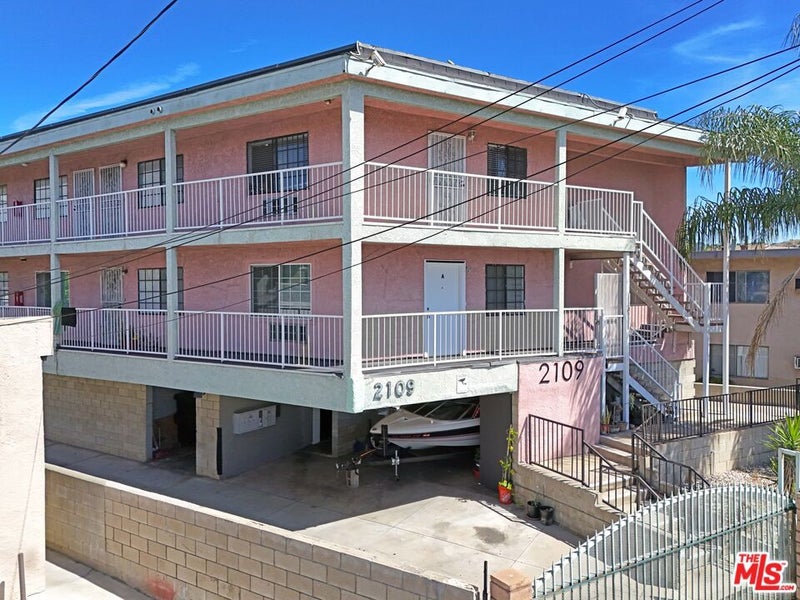 2109 Manitou Avenue