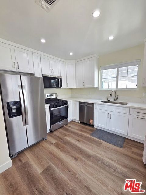 Photo of 1165 Stanford St ST #1, Santa Monica, CA 90403 (MLS # 26859849)