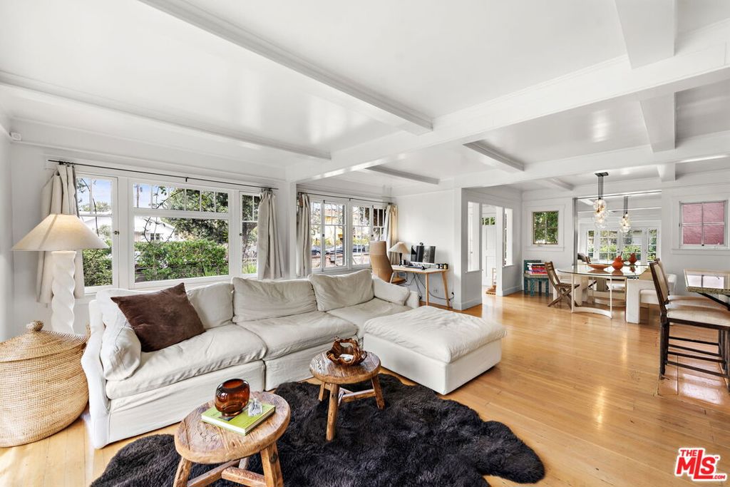 308 Windward Avenue