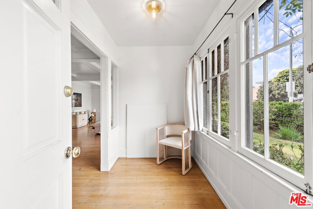 308 Windward Avenue