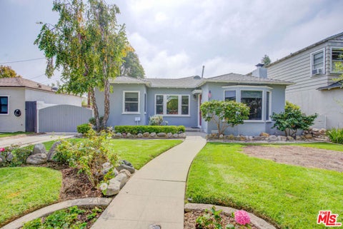 Photo of 1212 Pine Street, Santa Monica, CA 90405 (MLS # 26844535)