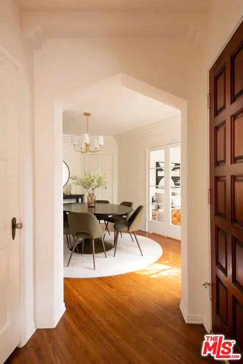 Los Angeles, California 90024, United States, 4 Bedrooms Bedrooms, ,2 BathroomsBathrooms,Residential,Active,213246