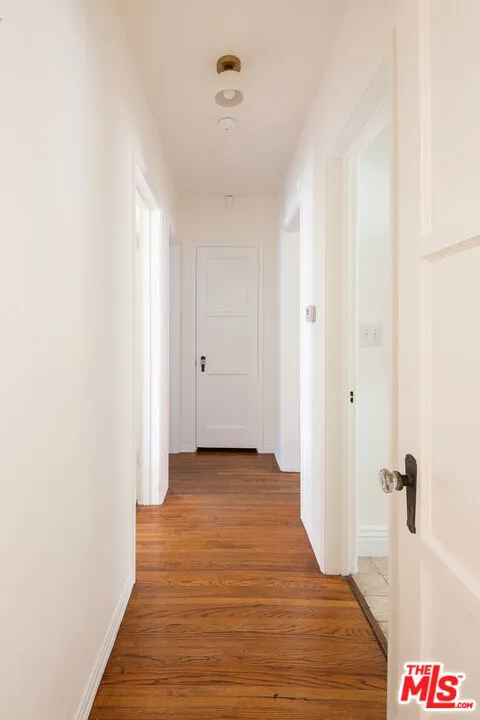 Los Angeles, California 90024, United States, 4 Bedrooms Bedrooms, ,2 BathroomsBathrooms,Residential,Active,213246