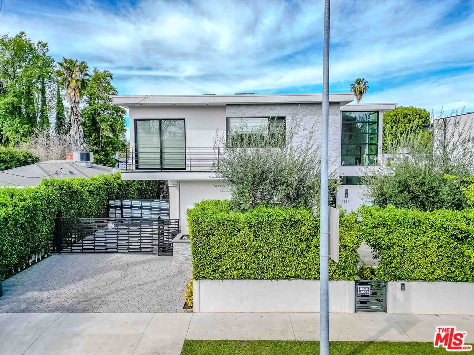 13311 W Magnolia Boulevard